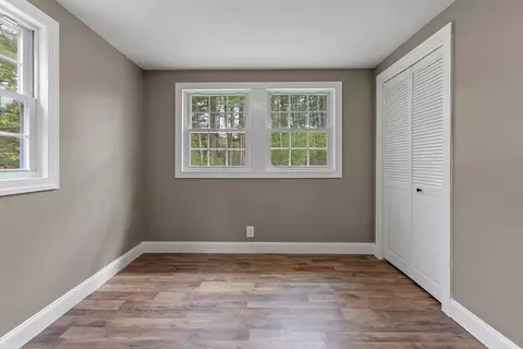 Bedroom - 96 Glendale Ave, Athol, MA 01331 photo 2 of 6