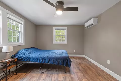 Bedroom - 96 Glendale Ave, Athol, MA 01331 photo 5 of 6