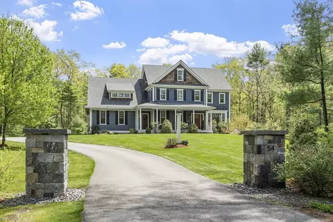 54 Twin Beech, Carlisle, MA 01741