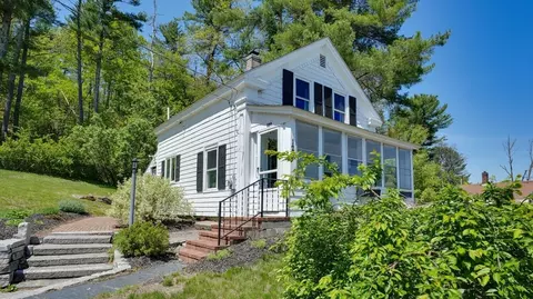 120 High St, Upton, MA 01568
