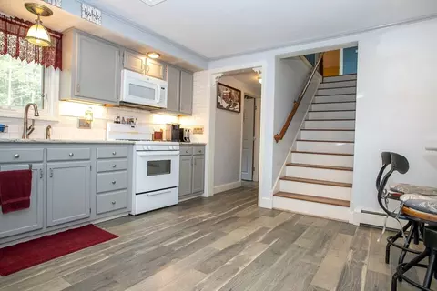 635 Royalston Rd, Phillipston, MA 01331 photo 9
