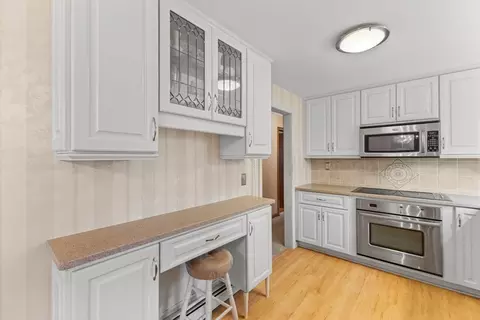 21 Warren St E, Raynham, MA 02767 photo 6
