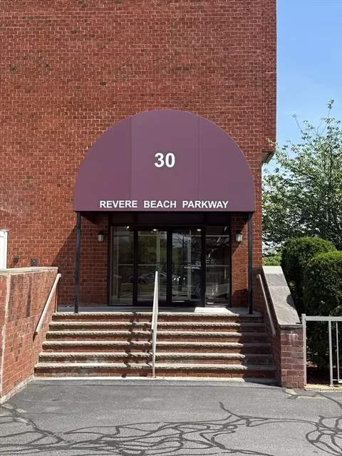 30 Revere Beach Pkwy #116, Medford, MA 02155