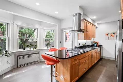 5 Willow Ave, Somerville, MA 02144 photo 14