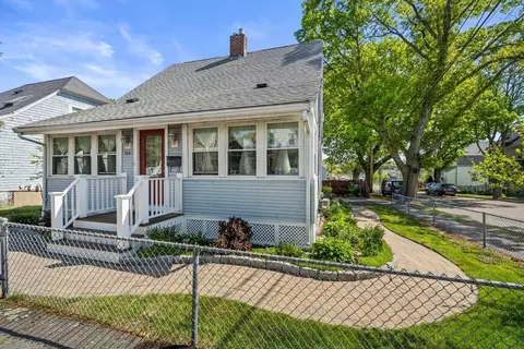 164 Farrington St, Quincy, MA 02170
