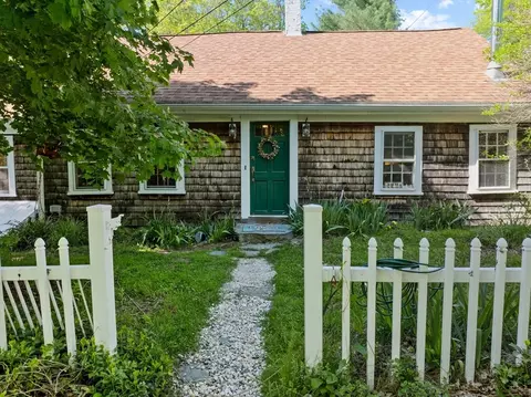 180 New St, Rehoboth, MA 02769