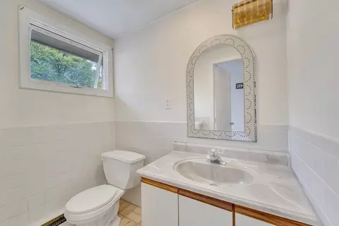 5 Benson Ave, Saugus, MA 01906 photo 16