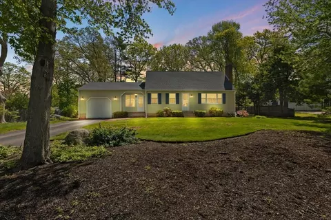 67 Pratt Rd, Scituate, MA 02066