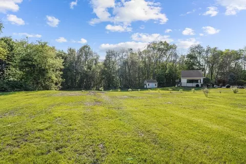 84 Mowry St, Mendon, MA 01756 photo 31