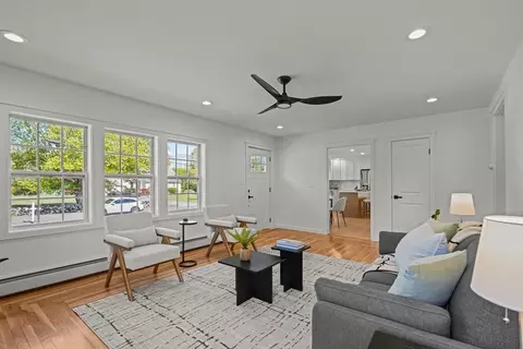 84 Mowry St, Mendon, MA 01756 photo 4