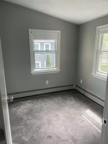 28 Clark St, Danvers, MA 01923 photo 7