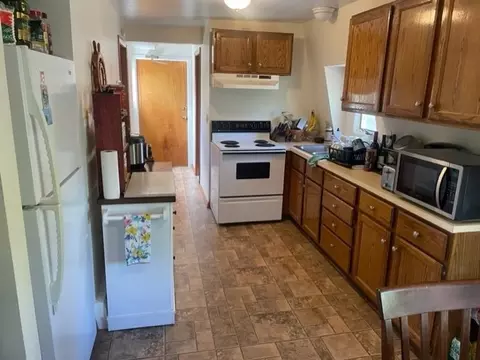 28 Clark St, Danvers, MA 01923 photo 16
