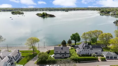160 Downer Ave, Hingham, MA 02043 photo 3