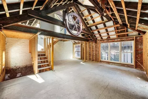 197 Commonwealth Ave #7, Boston, MA 02116