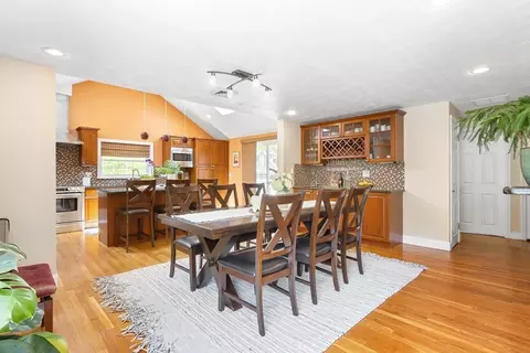 51 Avon Cir, Needham, MA 02492 photo 12