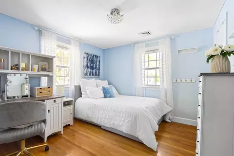 51 Avon Cir, Needham, MA 02492 photo 17