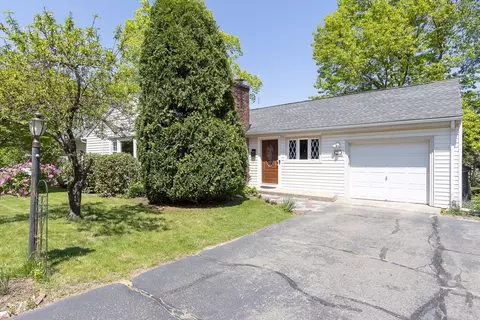 51 Avon Cir, Needham, MA 02492 photo 3