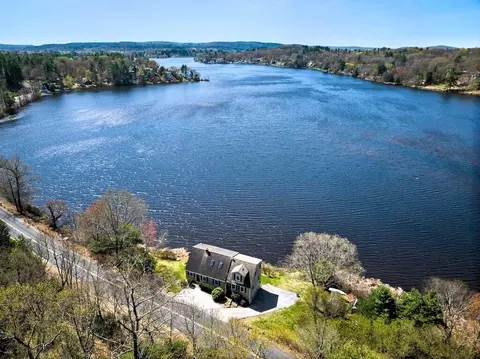 142 Wickaboag Valley Rd, West Brookfield, MA 01585