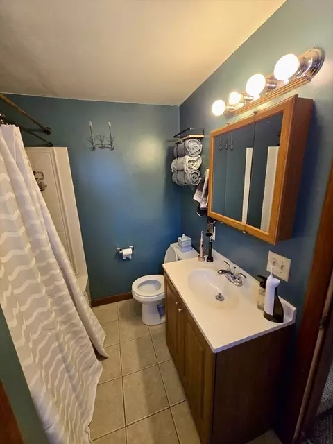 4 Carlisa Dr, Fall River, MA 02723 photo 17