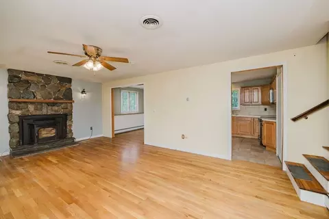 99 Napoleon St, Fall River, MA 02721 photo 7