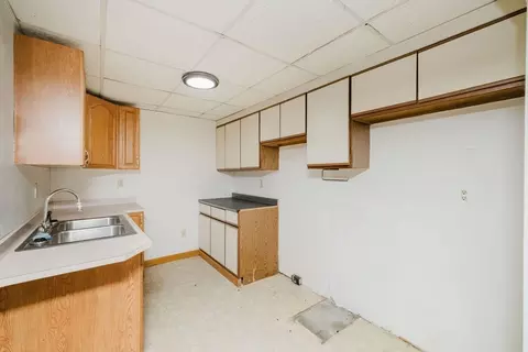 99 Napoleon St, Fall River, MA 02721 photo 24
