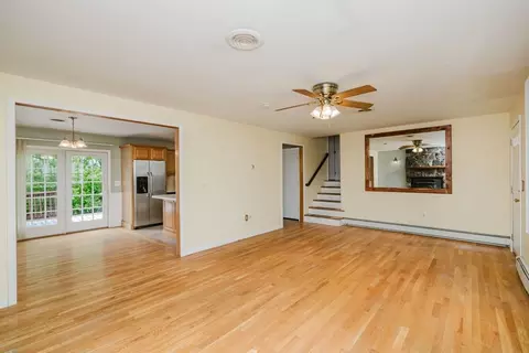 99 Napoleon St, Fall River, MA 02721 photo 8