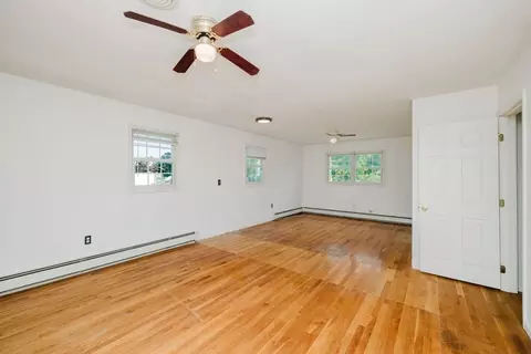 99 Napoleon St, Fall River, MA 02721 photo 15