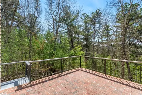 6 Hickorywood, Plymouth, MA 02360