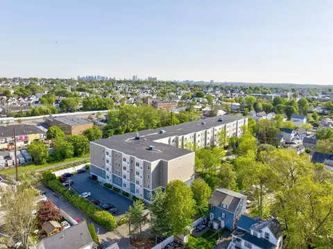 30 Franklin St #328, Malden, MA 02148