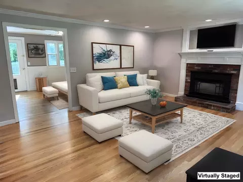 11 Masthead Ln, Barnstable, MA 02632 photo 3