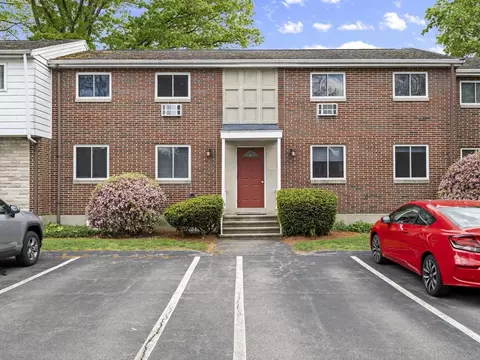 4 Wilson Dr #4, Framingham, MA 01702