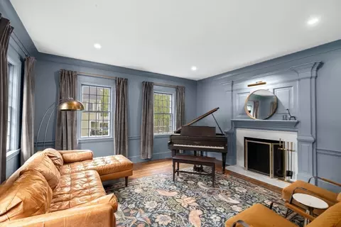 Living - 45 Popes Ln, Hingham, MA 02043 photo 4 of 4