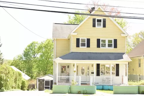 1066 Main St, Holyoke, MA 01040