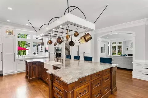 Kitchen - 11 Greylock Rd, Wellesley, MA 02481 photo 4 of 5