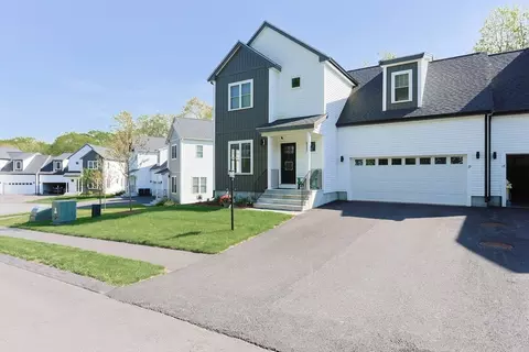 19 Millies Way #19, Sterling, MA 01564
