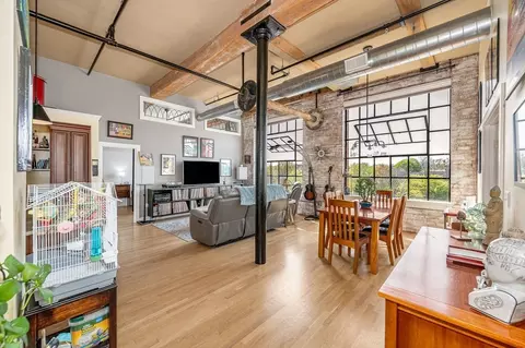 491 Dutton St #411, Lowell, MA 01854