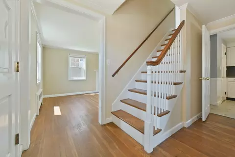 32 Centre St, Milton, MA 02186 photo 2