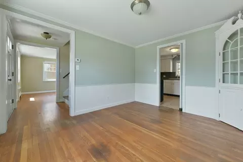 32 Centre St, Milton, MA 02186 photo 5