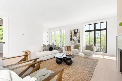 130 Nonantum Rd #130, Newton, MA 02458