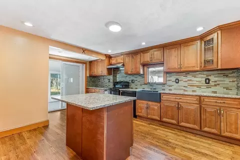 29 Berkeley Rd, Dedham, MA 02026 photo 12