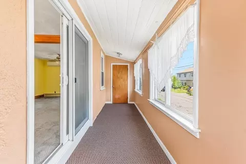 29 Berkeley Rd, Dedham, MA 02026 photo 6