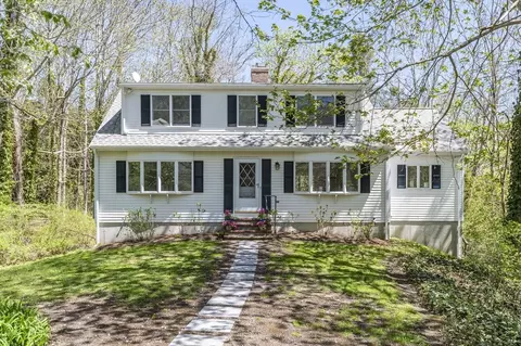 506 Woods Hole Rd, Falmouth, MA 02543
