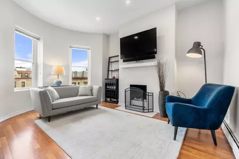 11 Albemarle St #4, Boston, MA 02115
