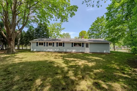 Exterior - 60 Brooks, Maynard, MA 01754 photo 2 of 3
