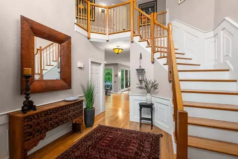 28 York Rd, Wayland, MA 01778