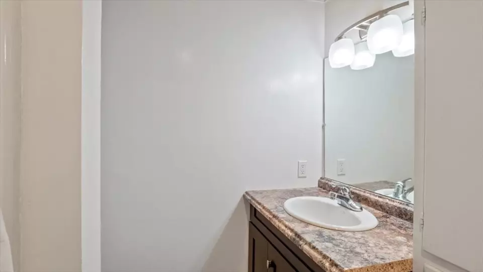  156 Chestnut St #4, North Andover, MA 01845 photo 24