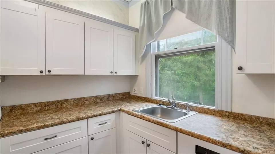  156 Chestnut St #4, North Andover, MA 01845 photo 21