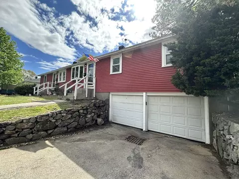 23 Rhodes Cir, Hingham, MA 02043