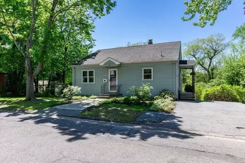 22 Centre St, Danvers, MA 01923