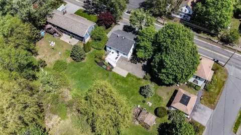 22 Centre St, Danvers, MA 01923 photo 24